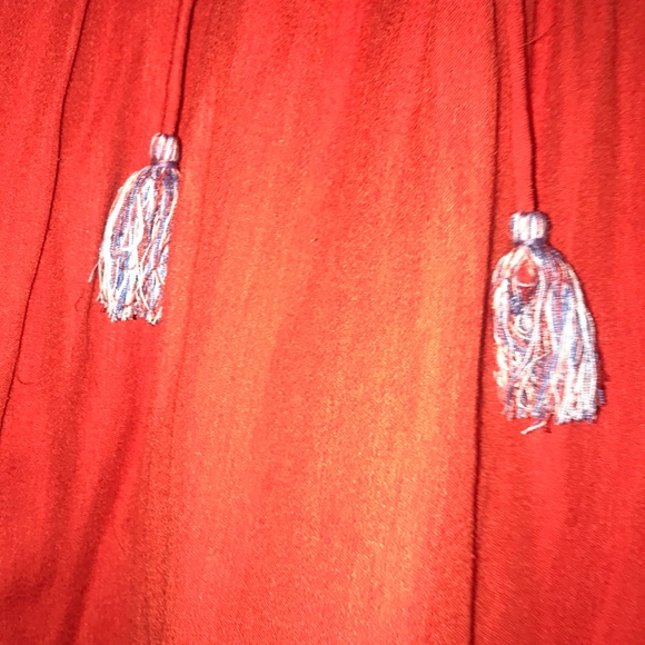 Red Top - Picture 3 of 3